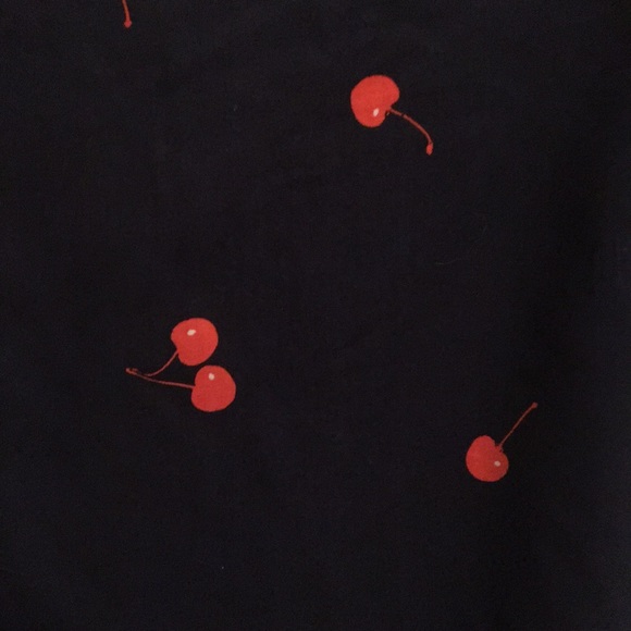 Cherry camisole - Picture 3 of 3